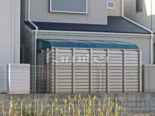 大阪市平野区 エクステリア工事 ガーデンルーム レギュラーサンルーム R型アール屋根 激安目隠しフェンス塀 プランパーツ アルミ平板